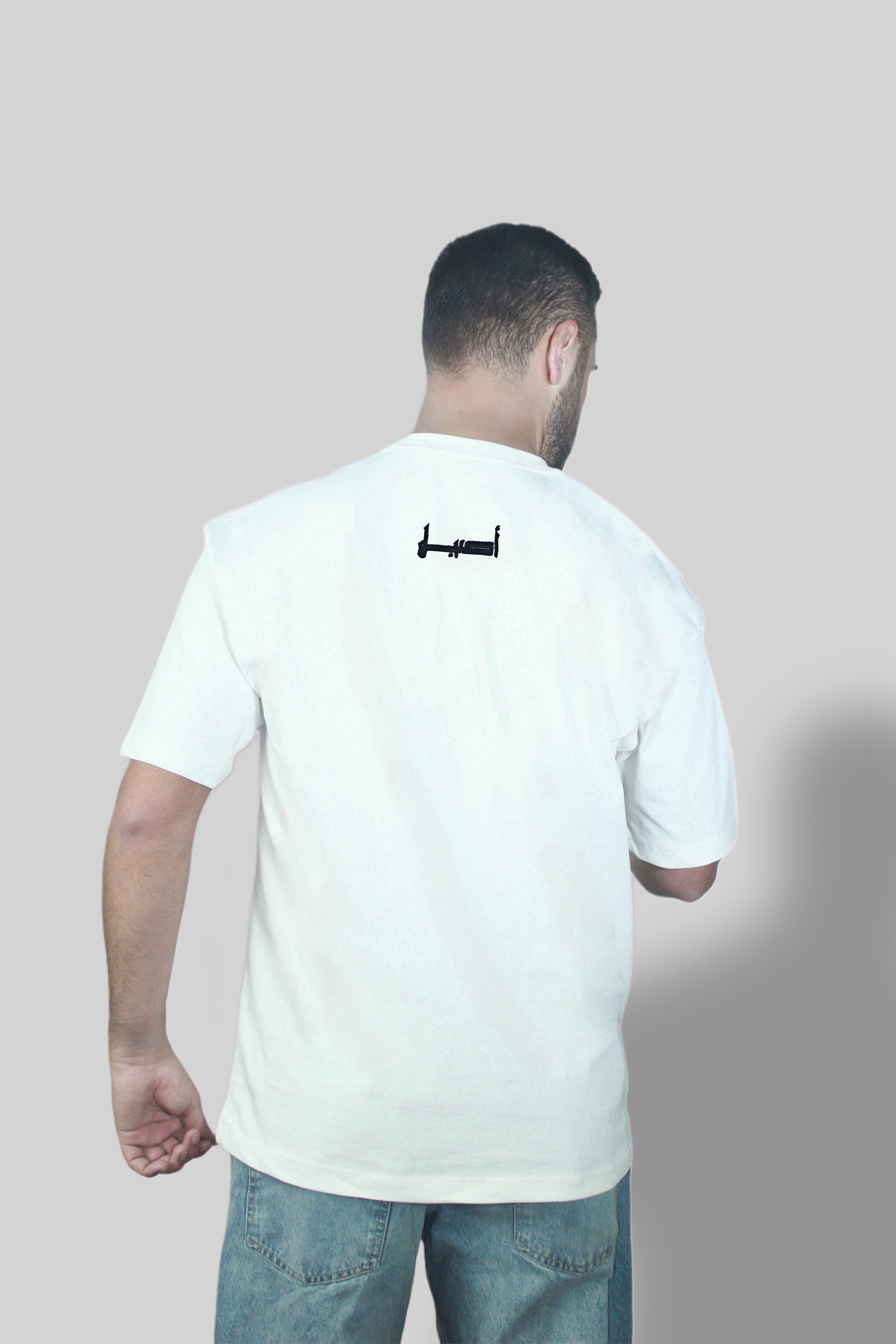 تي - شيرت اوفرسايز حلـــم